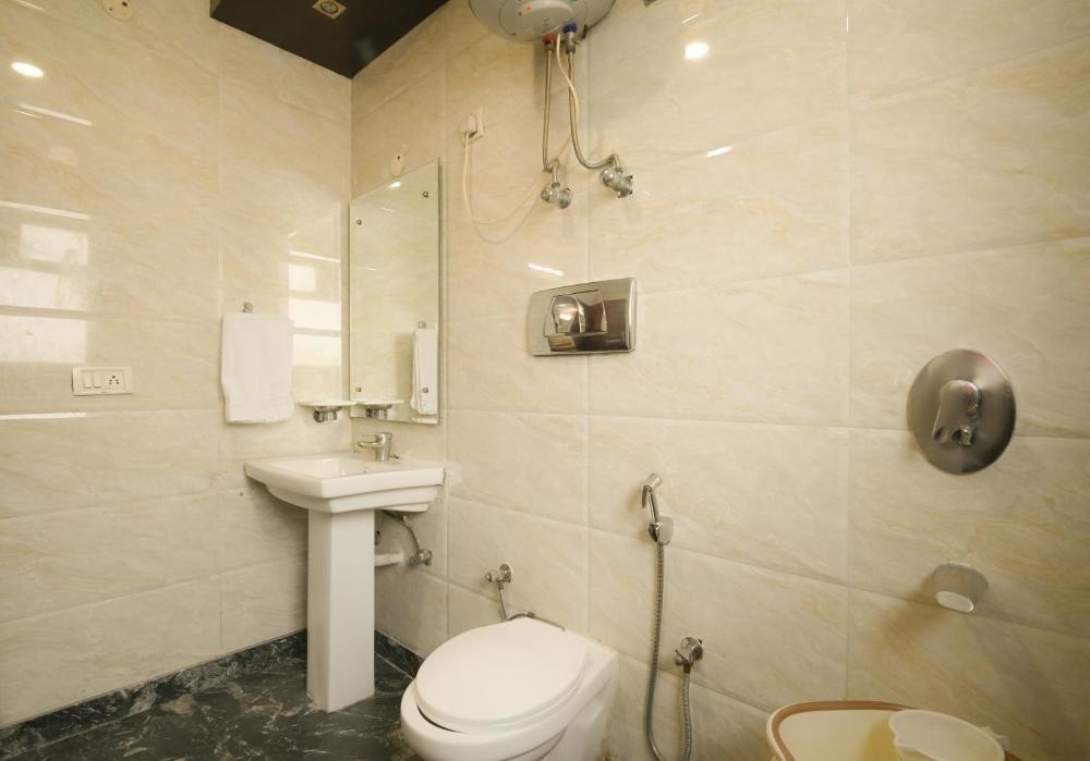 Hotel Krishna Deluxe-By RCG Hotels Image 75
