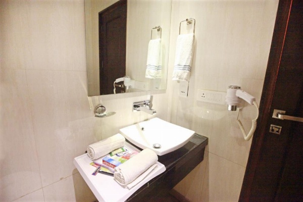 Hotel Krishna Deluxe-By RCG Hotels image 13